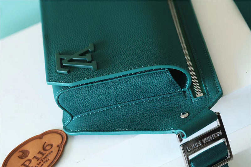 Franco Shops - Louis Vuittons  - 9920