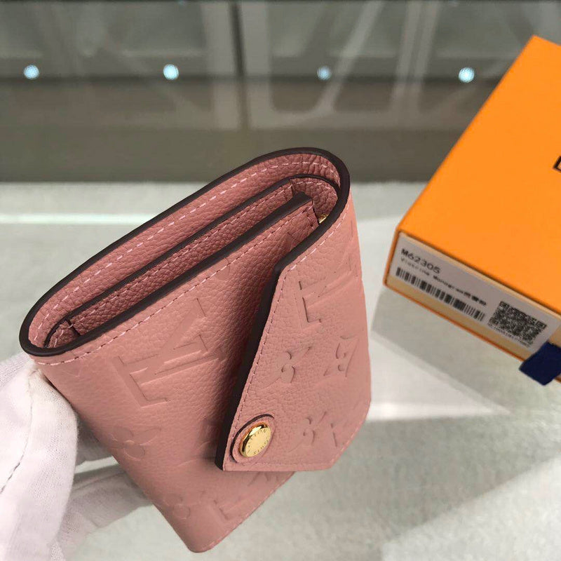 Franco Shops - Louis Vuittons  - 9153