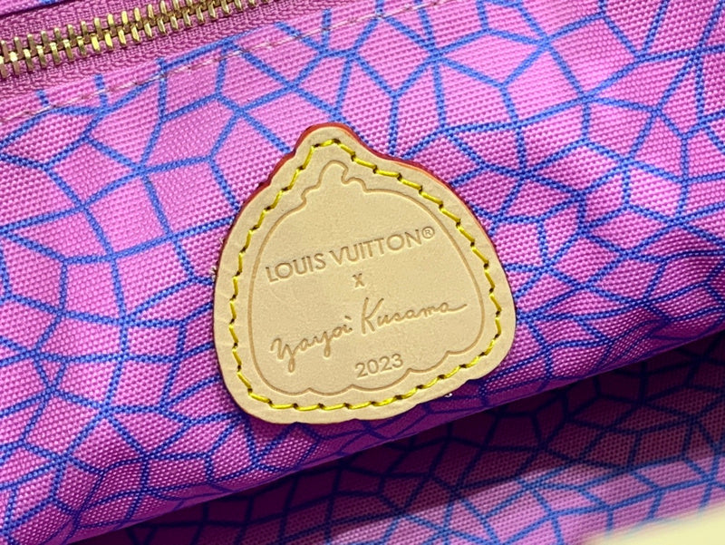 Franco Shops - Louis Vuittons  - 15655