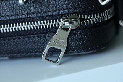 Franco Shops - Louis Vuittons  - 10066