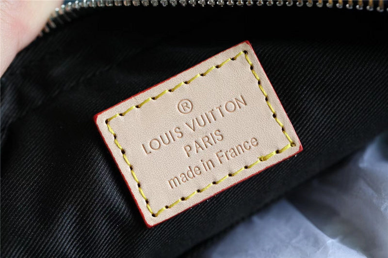 Franco Shops - Louis Vuittons  - 10065