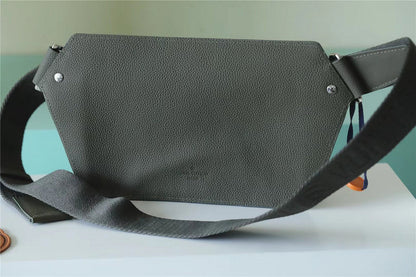 Franco Shops - Louis Vuittons  - 9986