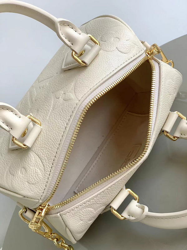 Franco Shops - Louis Vuittons  - 15287