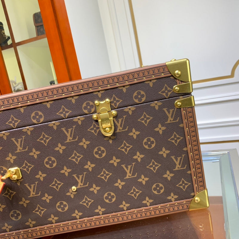Franco Shops - Louis Vuittons  - 9494