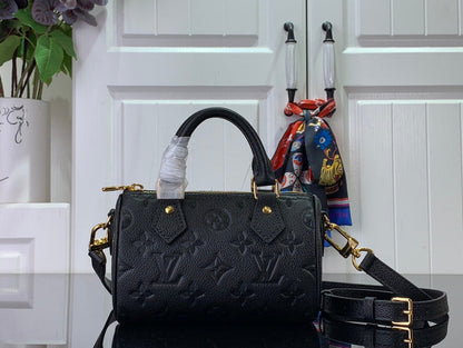 Franco Shops - Louis Vuittons  - 15245