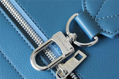 Franco Shops - Louis Vuittons  - 10033