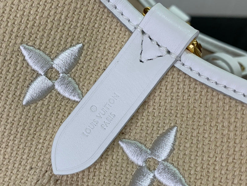 Franco Shops - Louis Vuittons  - 15241