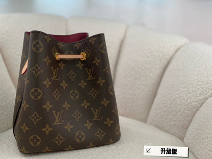 Franco Shops - Louis Vuittons  - 15075