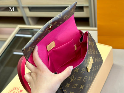 Franco Shops - Louis Vuittons  - 15016