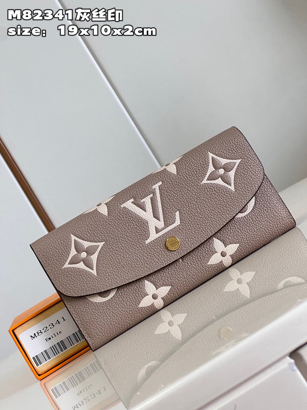 Franco Shops - Louis Vuittons  - 15345