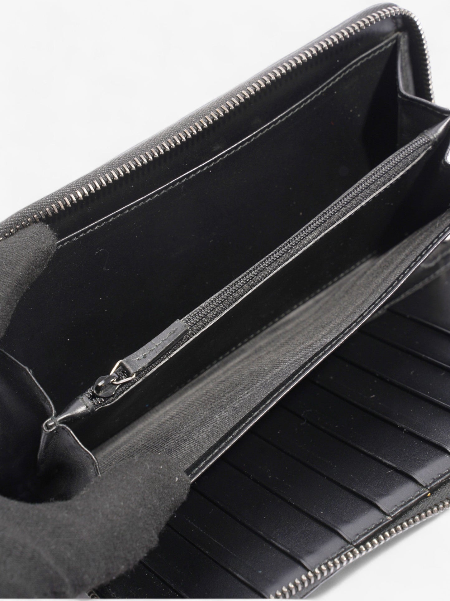 Gucci Guccissima Zip Around Wallet Black Leather