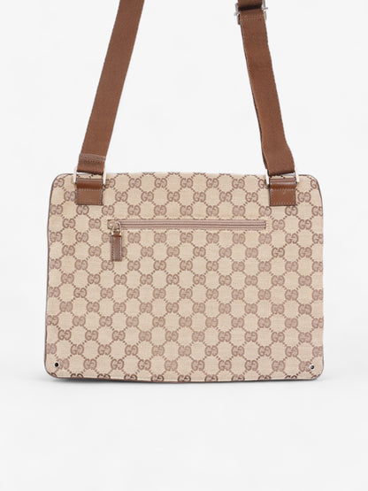 Gucci Flat Messenger Bag GG Supreme Canvas