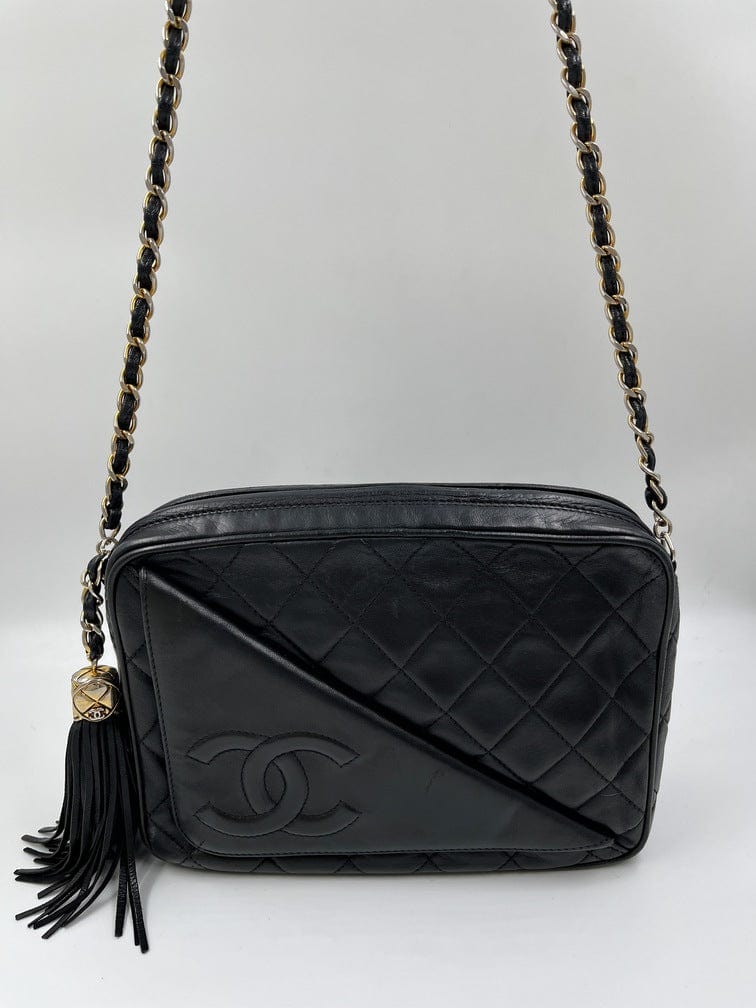 Chanel Camera Bag Lambskin Black Crossbody Bag 4