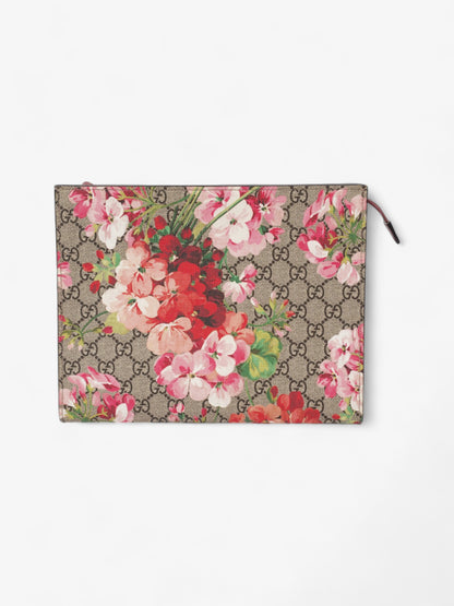 Gucci GG Blooms Pouch GG Supreme / Bloom Coated Canvas