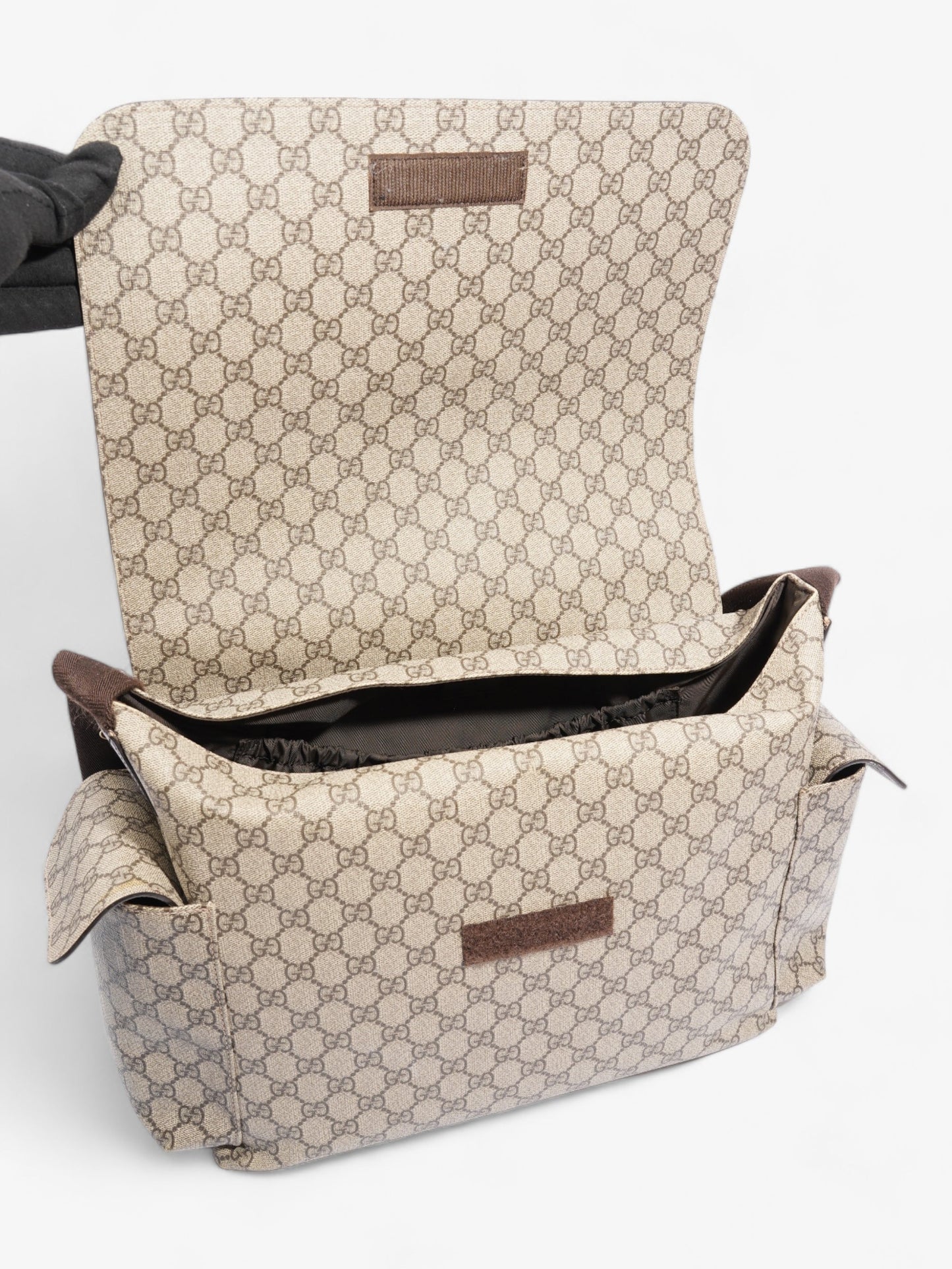 Gucci Baby Changing Bag Beige And Ebony GG Supreme Coated Canvas