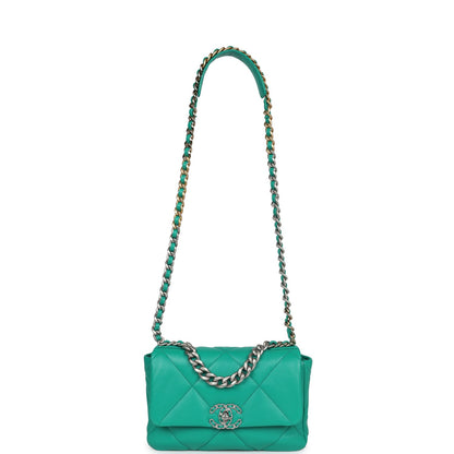 Chanel Medium 19 Flap Green Lambskin Mixed Metal Hardware