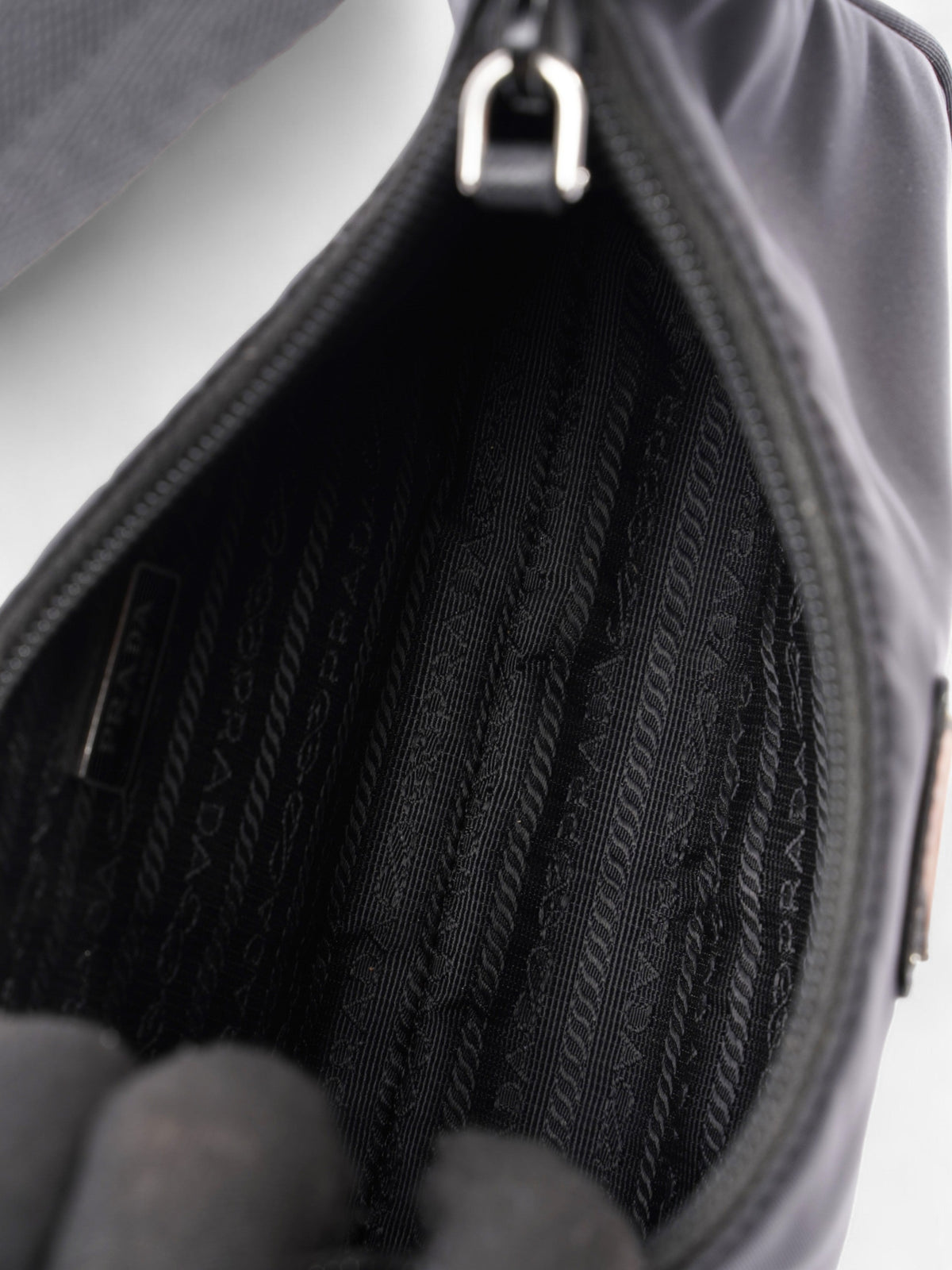 Prada Re-Edition 2000 Black Re Nylon