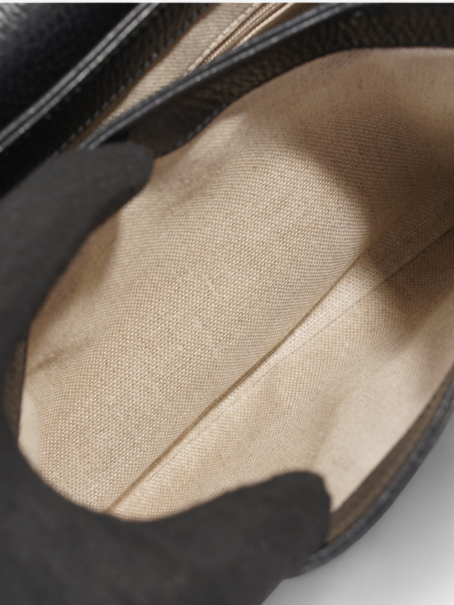 Gucci Interlocking G Shoulder Black Leather