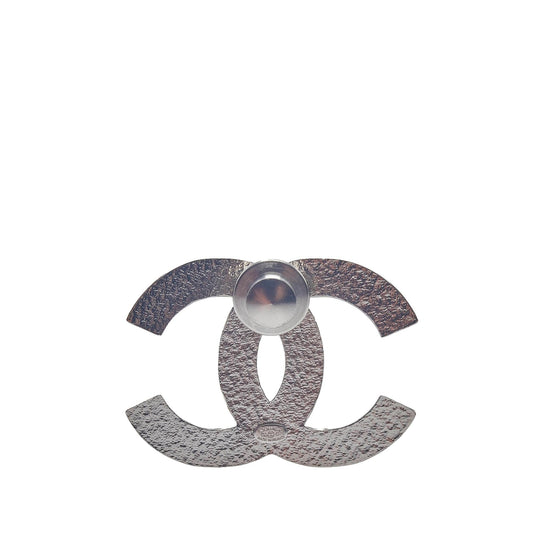 Chanel CC Faux Pearl Brooch (SHG-z0Ruvl)