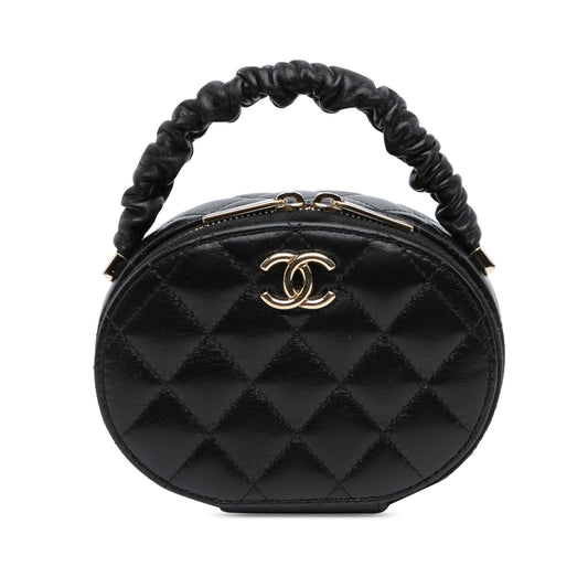 Chanel CC Lambskin Ruched Oval Top Handle Bag (SHG-tKjIpn)
