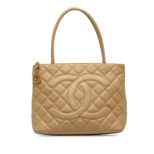 Chanel Caviar Medallion Tote (SHG-JrMaDW)