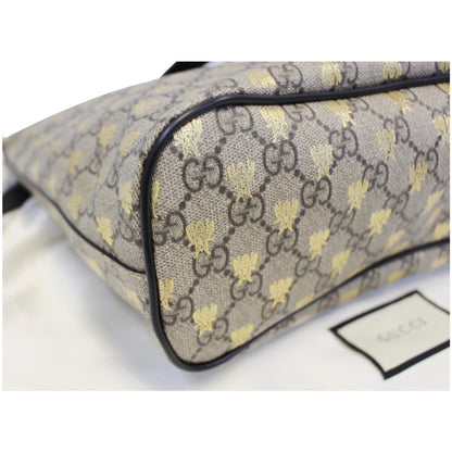 GUCCI GG Supreme Bees Monogram Tote Bag Black/Gold 473887