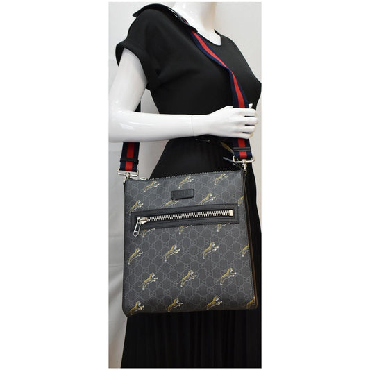 GUCCI Bestiary Tigers GG Supreme Square Messenger Bag Black 474137