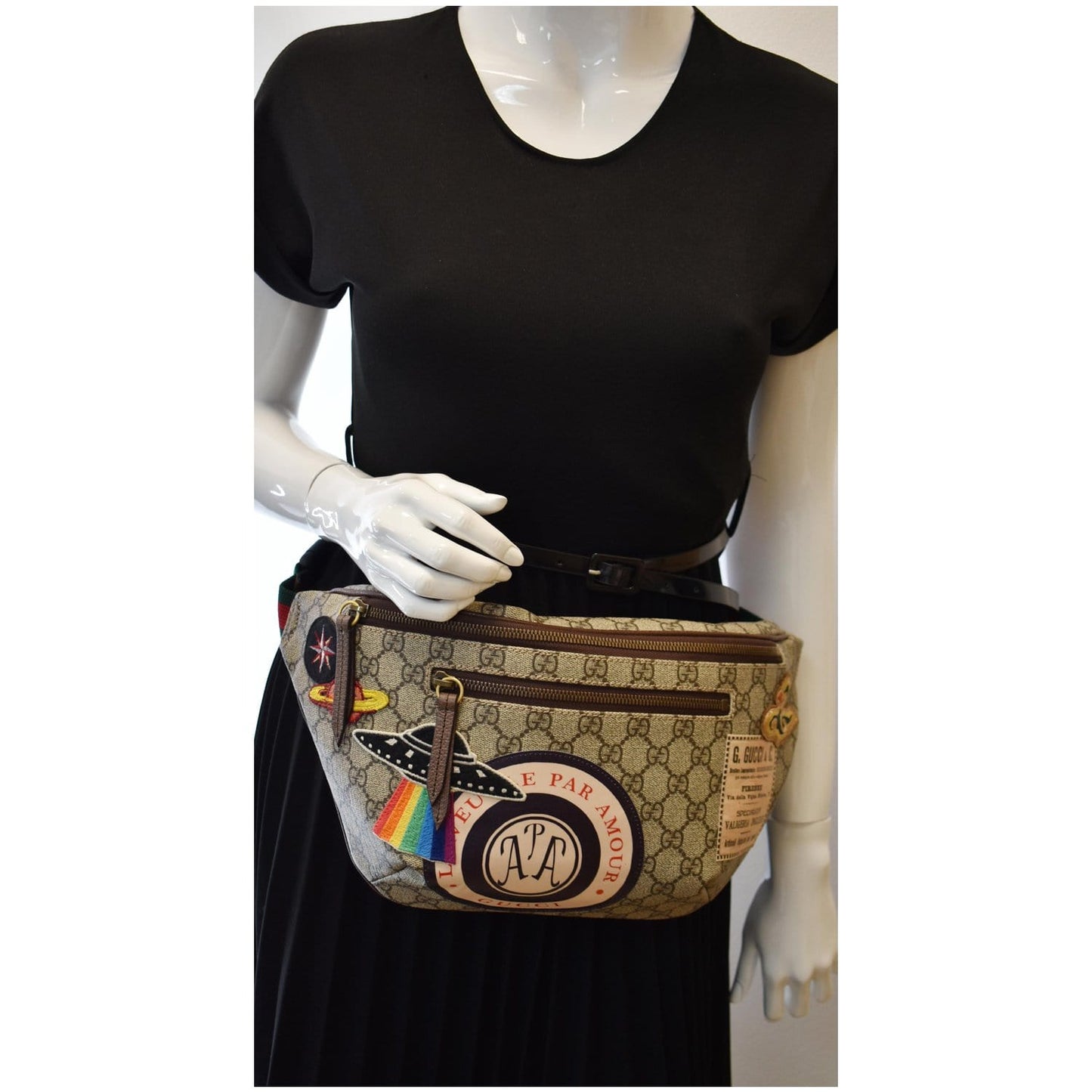 GUCCI Courrier GG