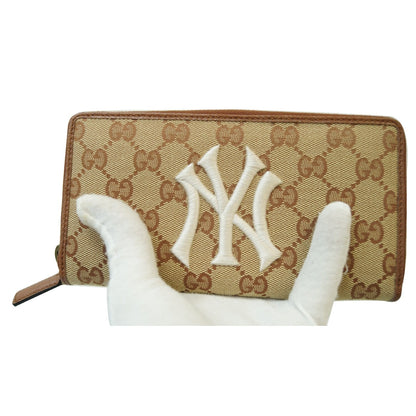GUCCI Zip Around NY New York Yankees Patch Wallet Beige 547791 - Last Call