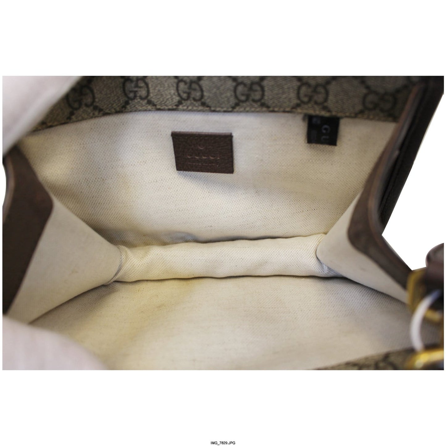 GUCCI GG Supreme Small Messenger Crossbody Bag 501050