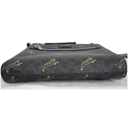 GUCCI Bestiary Tigers GG Supreme Square Messenger Bag Black 474137