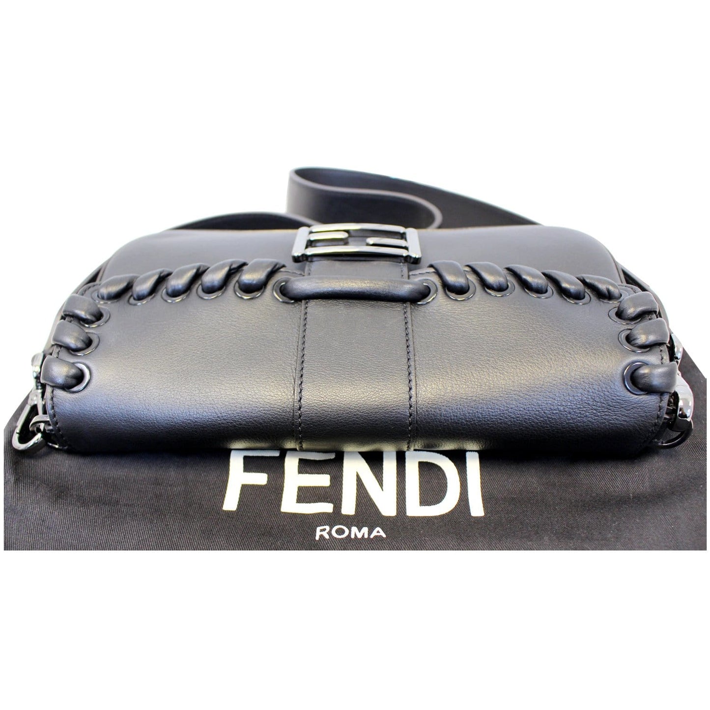 FENDI BAGUETTE Black Leather Shoulder Bag