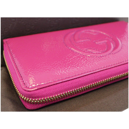 GUCCI Soho Interlocking G Leather Zip Around Wallet Fuchsia