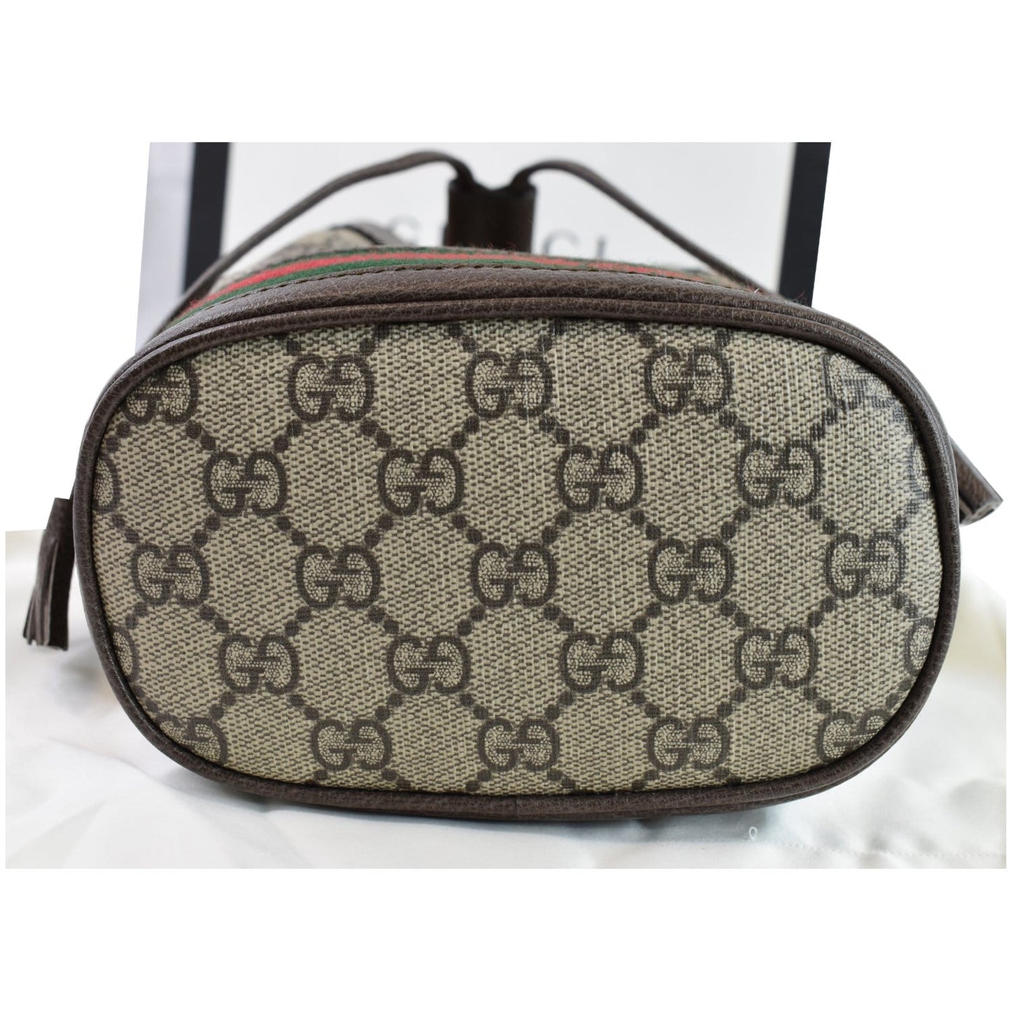 GUCCI Ophidia Mini GG Supreme Bucket Bag Beige/Ebony 550620