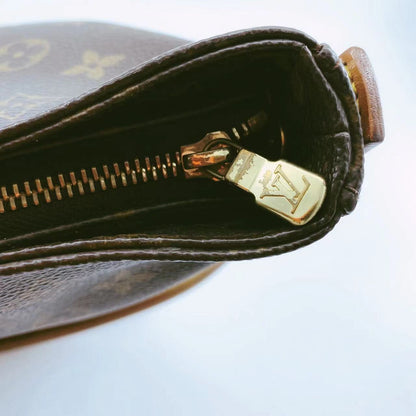 Louis Vuitton Looping GM TWS