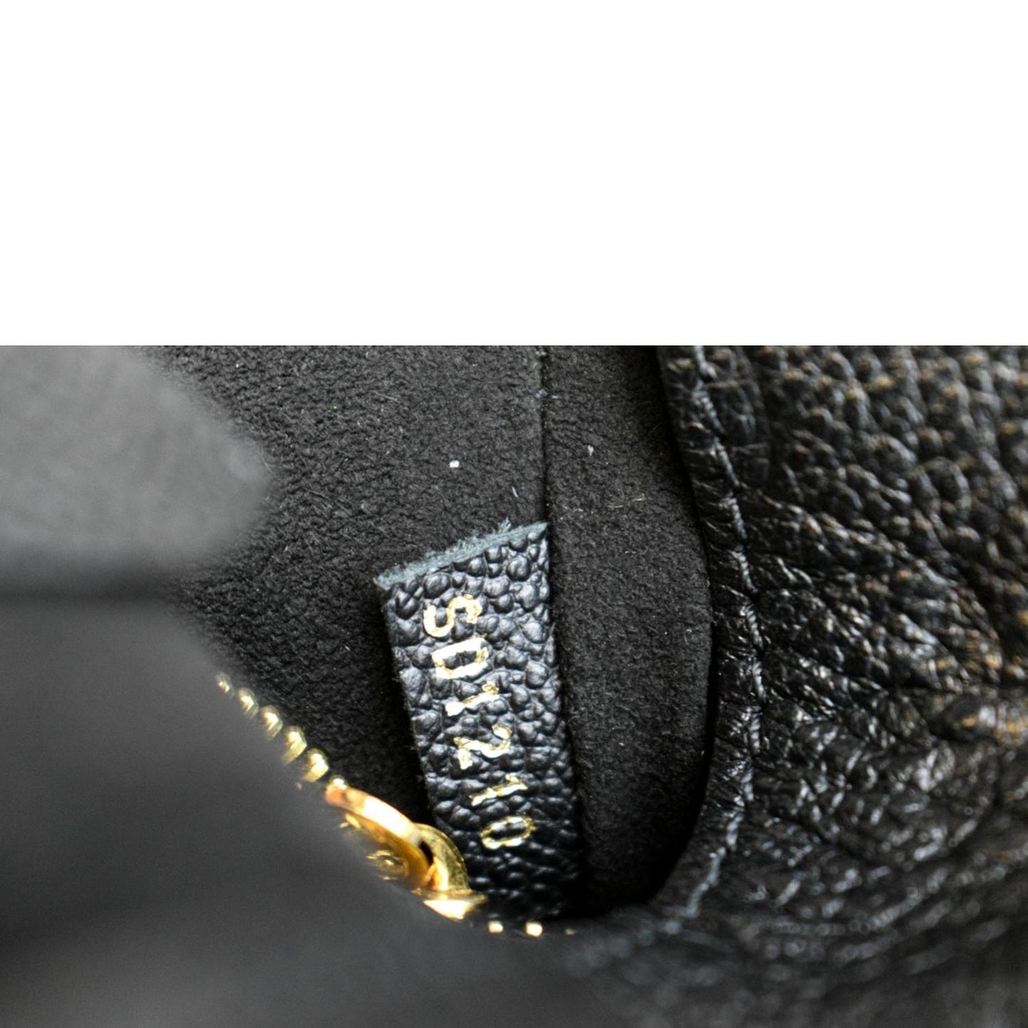 LOUIS VUITTON NeoNoe MM  Monogram Empreinte Shoulder Bag Black