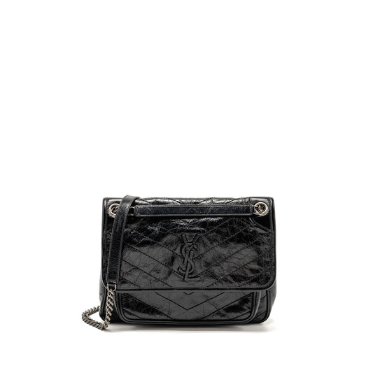 Saint Laurent/YSL Medium Niki Bag Vintage Calfskin Black SHW