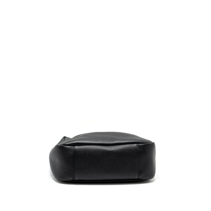 Saint Laurent/YSL Le 5 A 7 Supple Large Smooth Calfskin Black GHW