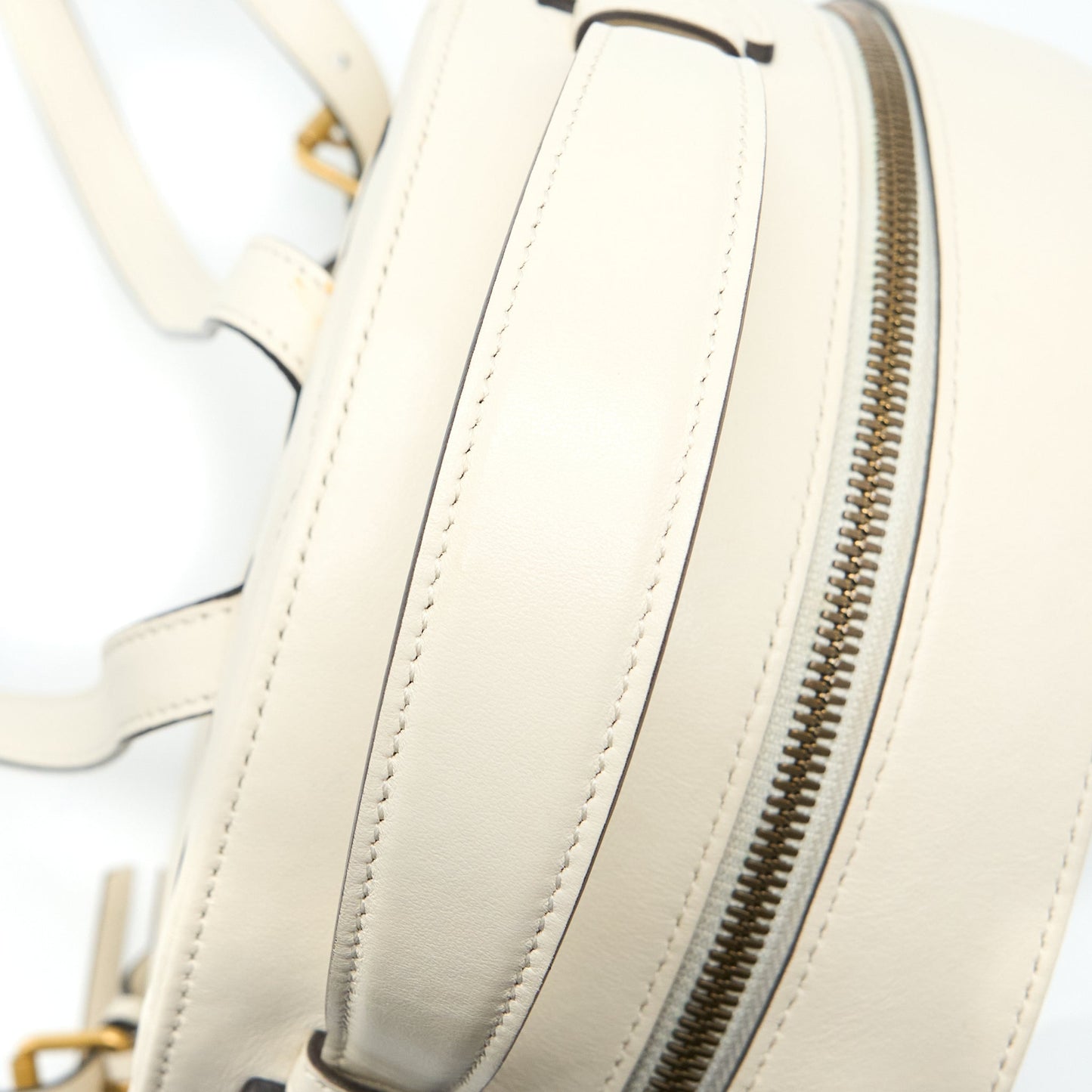 Gucci GG Marmont Backpack Calfskin White