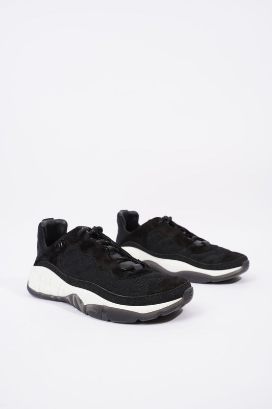 Chanel CC Logo Runners Black   White EU 40.5   UK 7.5