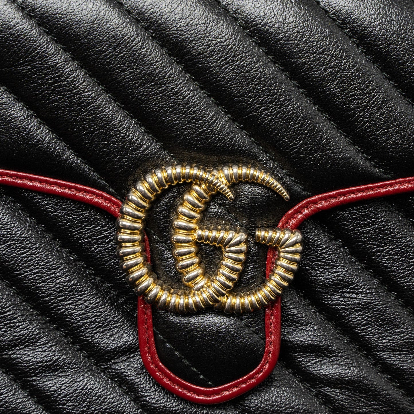 Gucci GG Marmont Mini Top Handle Bag Calfskin Black/Red