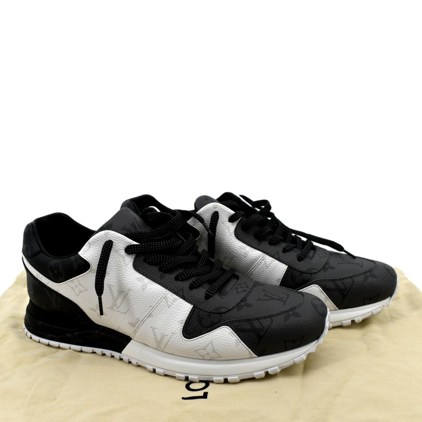 LOUIS VUITTON Runaway Monogram Sneakers Bicolor US 9