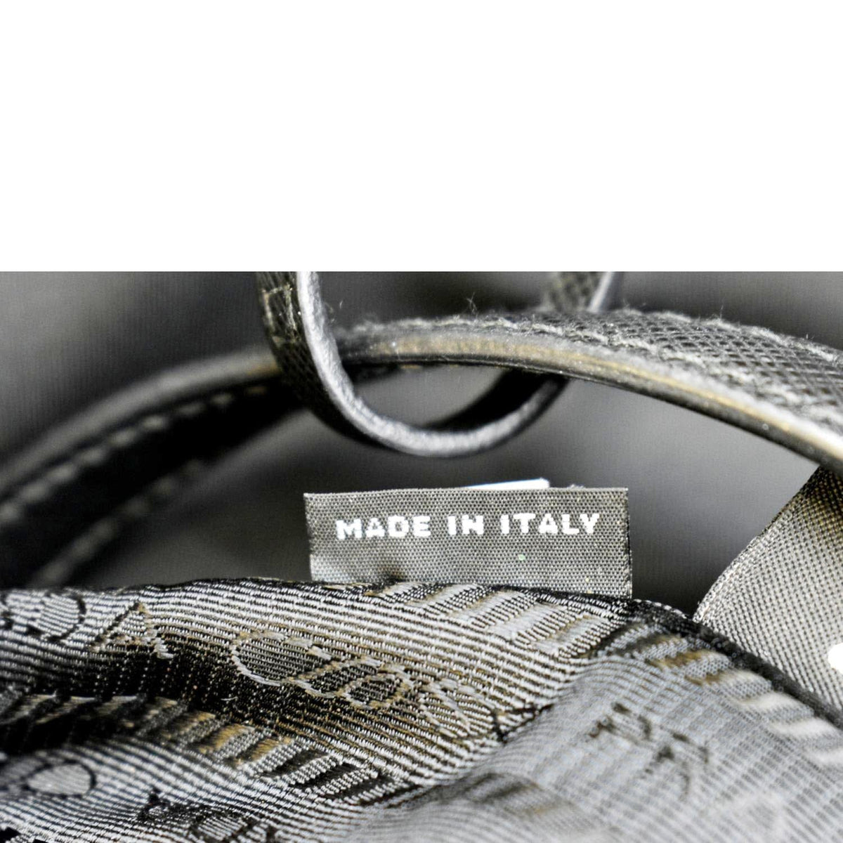 PRADA Re-Edition 2005 Re-Nylon Shoulder Bag Black