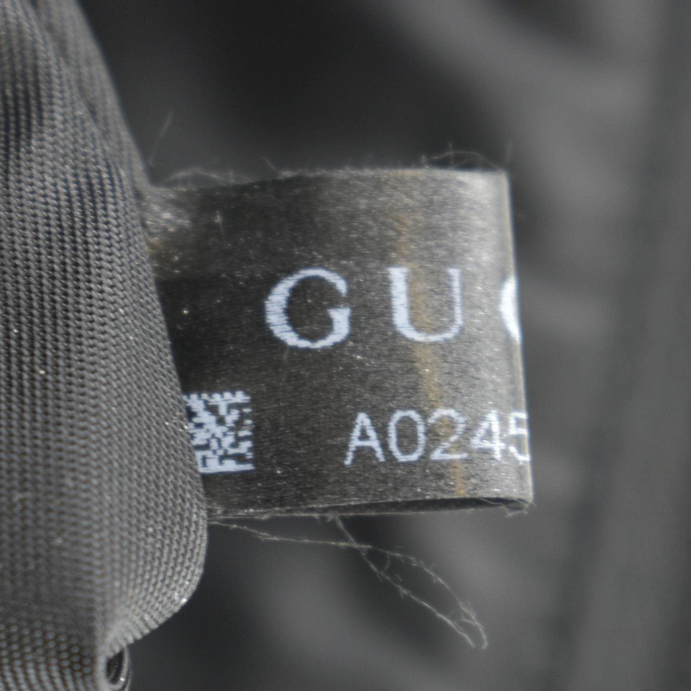 GUCCI Zipper Web GG Supreme Canvas Tote Shoulder Bag Black 359261