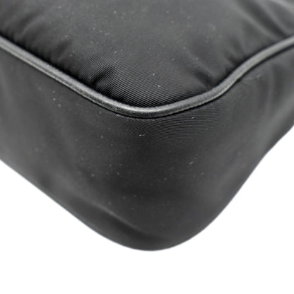 PRADA Re-Edition 2005 Re-Nylon Shoulder Bag Black
