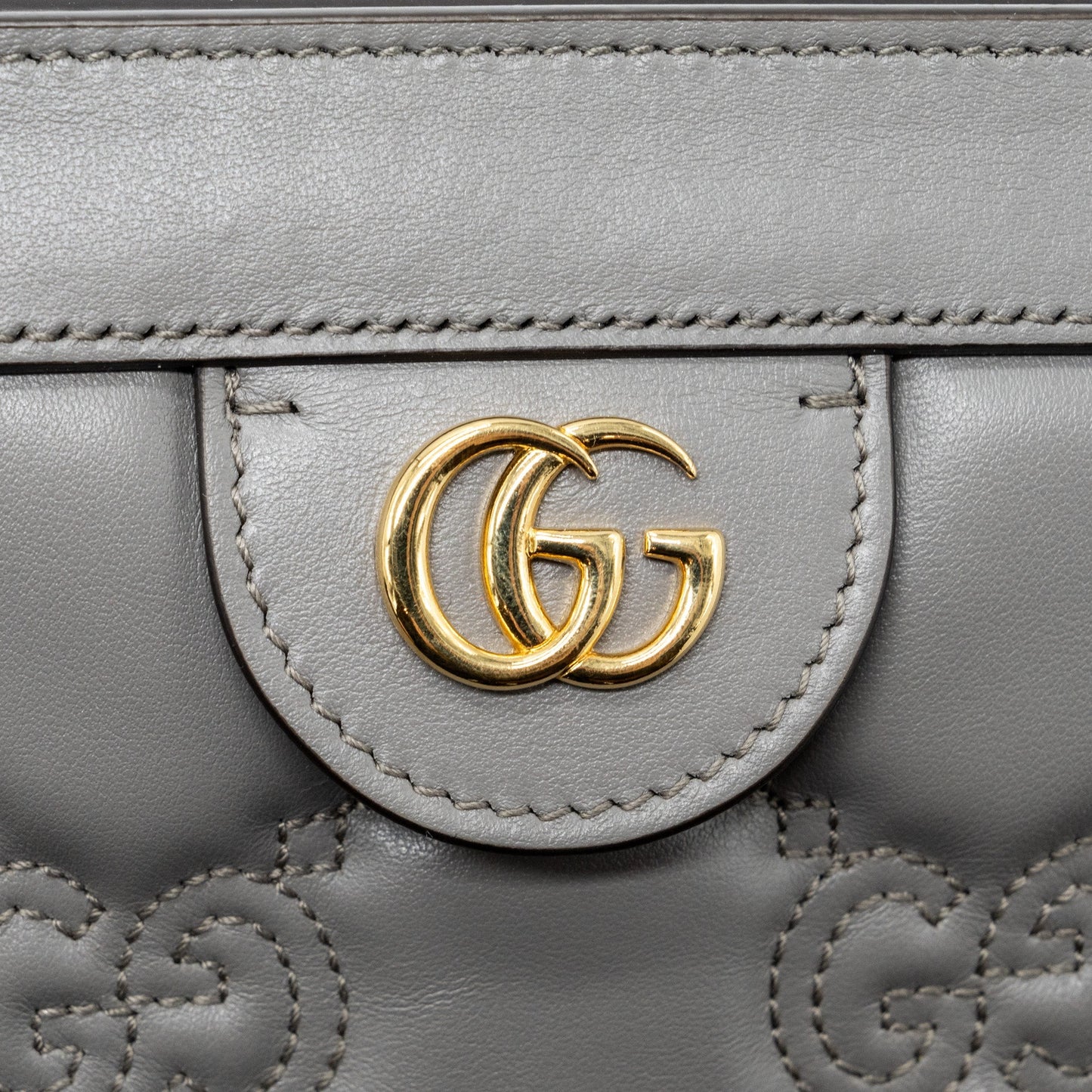 Gucci chain crossbody bag calfskin grey L