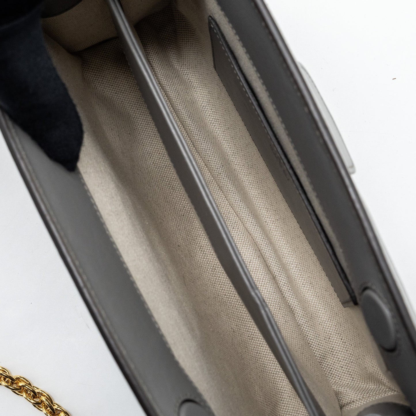 Gucci chain crossbody bag calfskin grey L