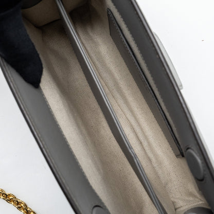 Gucci chain crossbody bag calfskin grey L