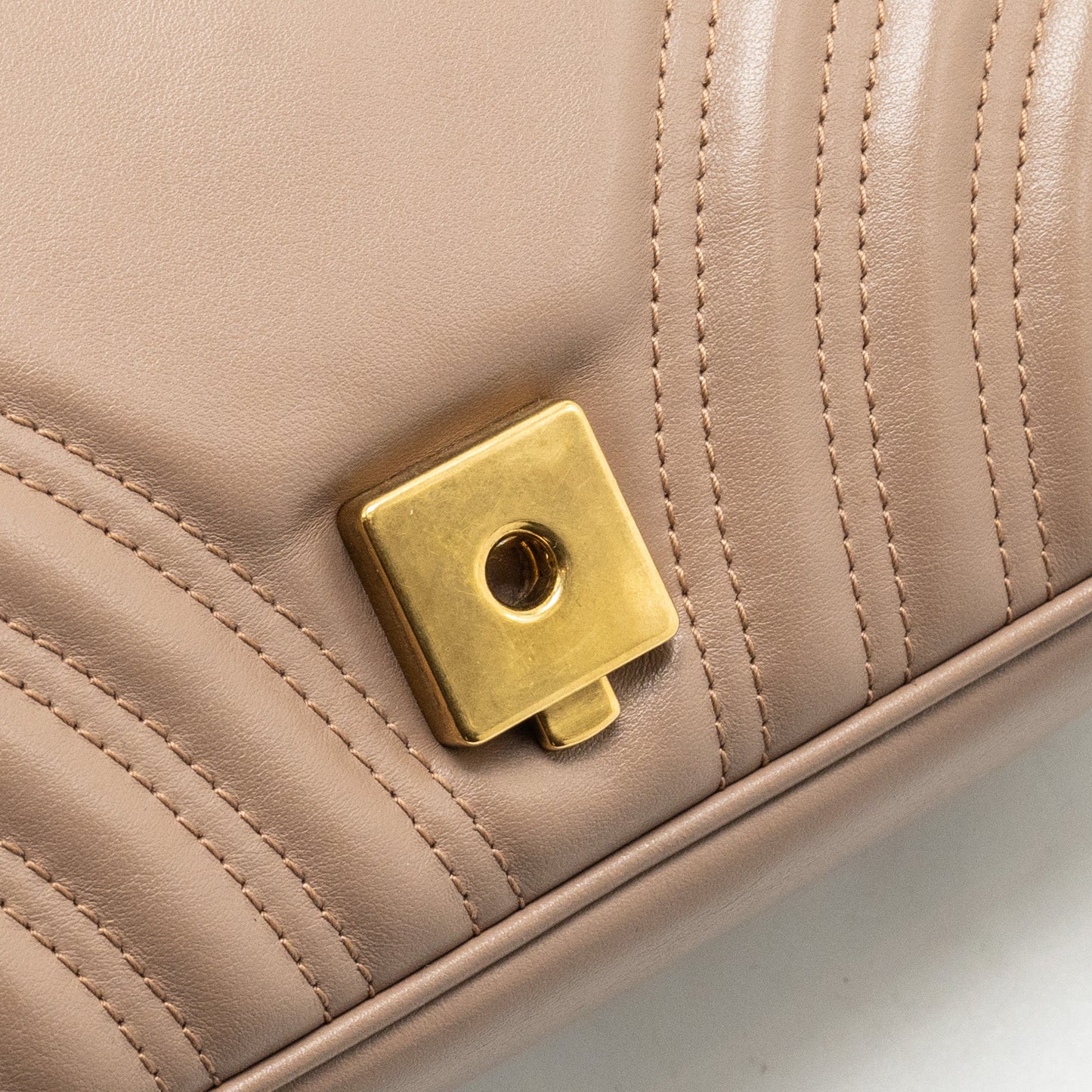 GUCCI Small GG Marmont Shoulder Bag Calfskin Beige