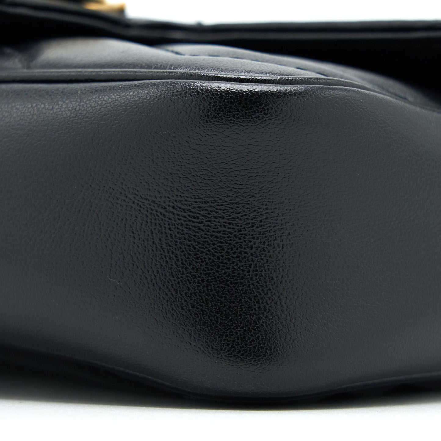 Gucci GG Marmont Super Mini Bag Calfskin Black